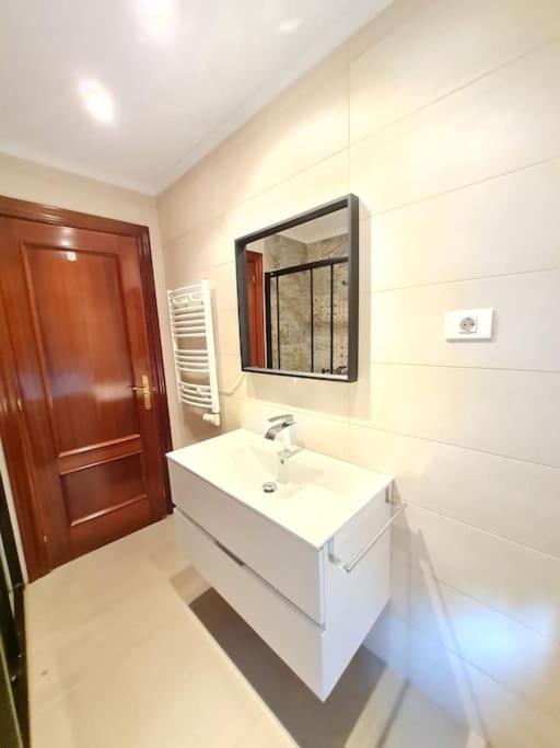 La Casita Verde. Metro Cerca Del Casco Viejo Bilbao Eksteriør bilde