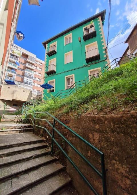 La Casita Verde. Metro Cerca Del Casco Viejo Bilbao Eksteriør bilde